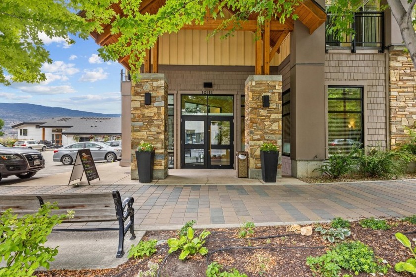 Top-floor lofted double suite (633/634) at Summerland Waterfront - photo 20