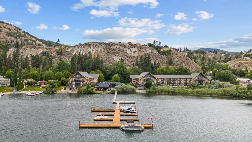 Top-floor lofted double suite (633/634) at Summerland Waterfront - photo 25