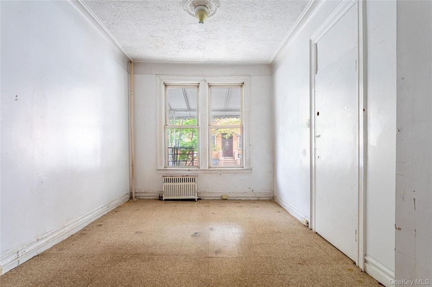 Four Unit rowhouse in the heart of Sunset Park with nicely - photo 13