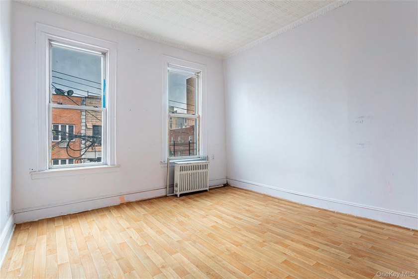 Four Unit rowhouse in the heart of Sunset Park with nicely - photo 17