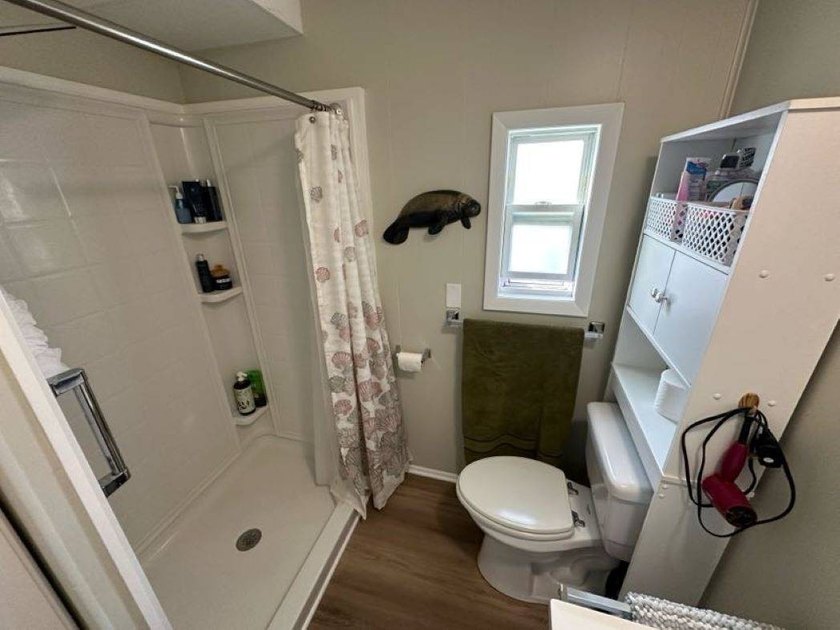 Picture-Perfect, Move-In Ready Home in the Heart of Winter - photo 31