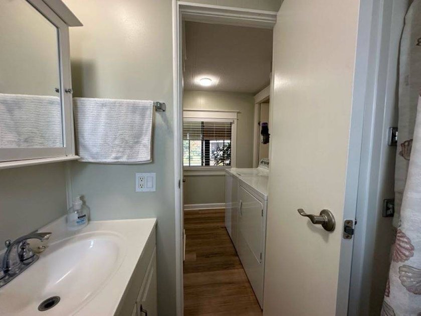Picture-Perfect, Move-In Ready Home in the Heart of Winter - photo 34