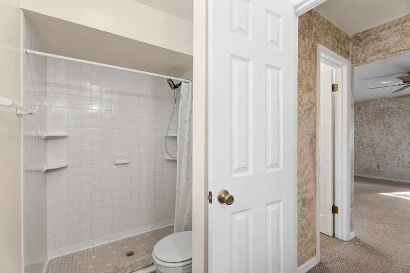 The seller is offering a $10,000 credit! Welcome home to - photo 22