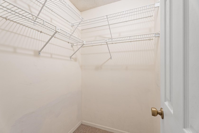 The seller is offering a $10,000 credit! Welcome home to - photo 24