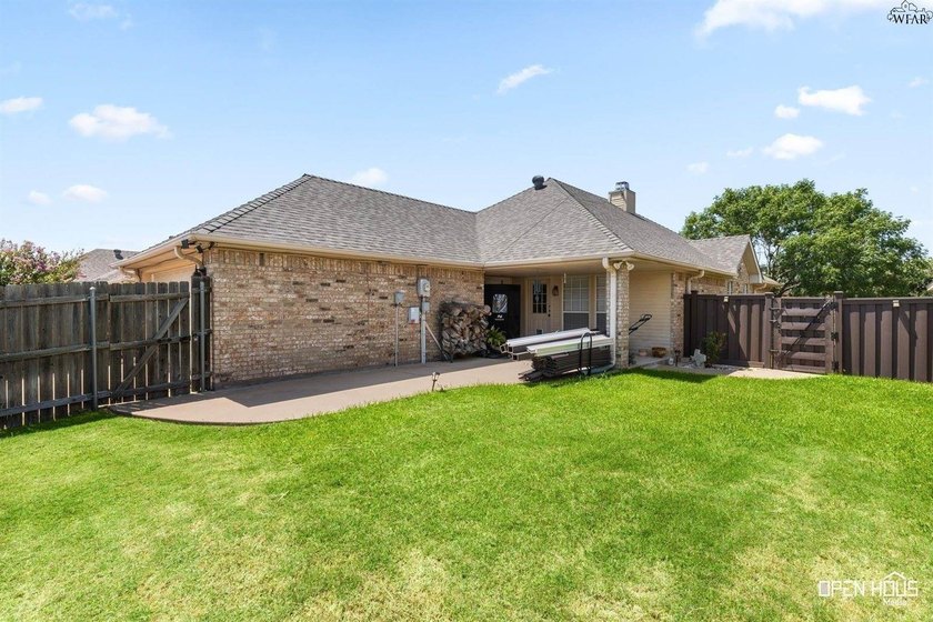 Low-maintenance living in southwest Wichita Falls! Open floor - photo 28