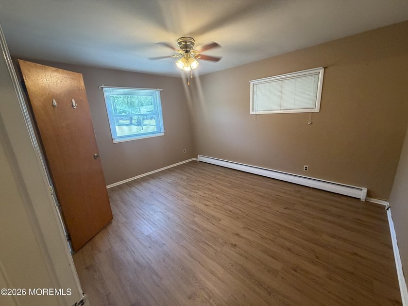 Welcome to Cedar Glen Homes! 55 and older community - photo 14