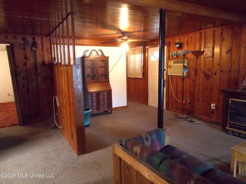 Lakefront Opportunity on Snow Lake - Endless Potential! Bring - photo 9