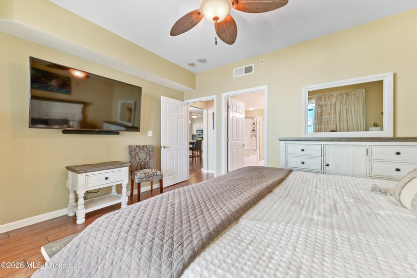 WOW ! CHECK OUT THE PRICE ON THIS BEAUTIFUL BEACHFRONT CONDO ! - photo 10