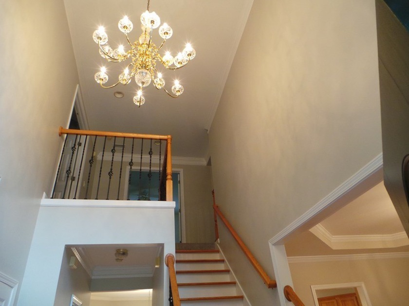 Move in Ready 5 bed 3.5 bath with fully finished basement on - photo 3