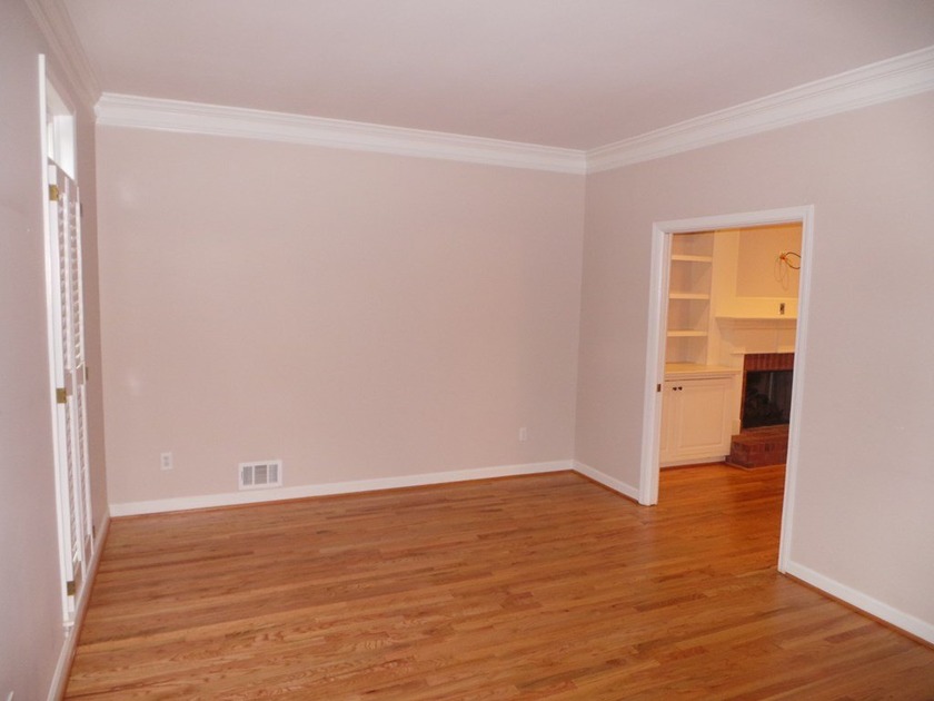 Move in Ready 5 bed 3.5 bath with fully finished basement on - photo 6