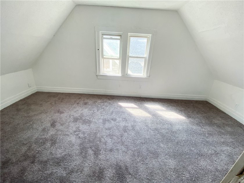 Huge side by side Duplex! This 2 unit property offers 2- 3 - photo 18