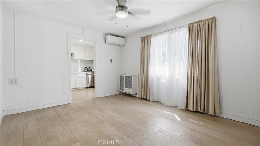 Rare opportunity to own two separate homes on one spacious and - photo 9