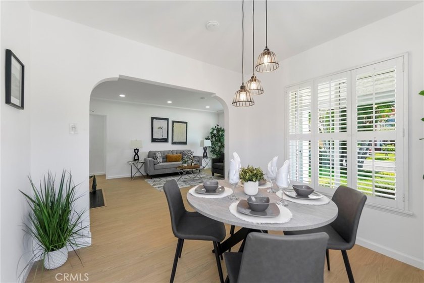 Beautifully and refreshed, these two bedrooms &amp; one bathroom - photo 9