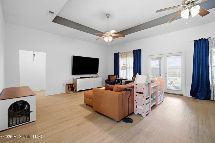 Space, comfort, and versatility come together in this - photo 10
