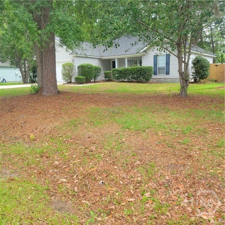 Very nice 3-bedroom 2 bath home with large fenced in yard in - photo 2