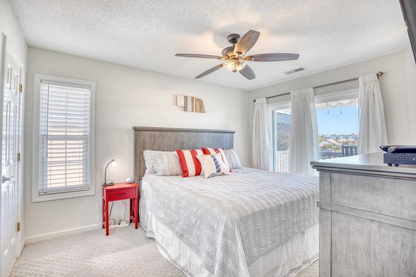 Gorgeous Marina views from this updated 2-bedroom, 2 bath END - photo 13