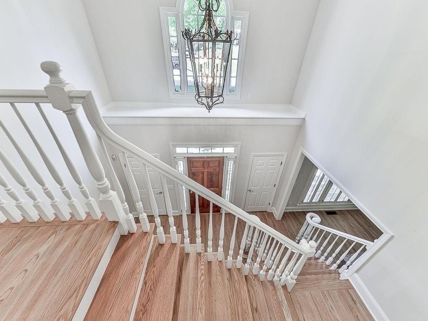 Welcome to your Forever home in a Golf Community where timeless - photo 21