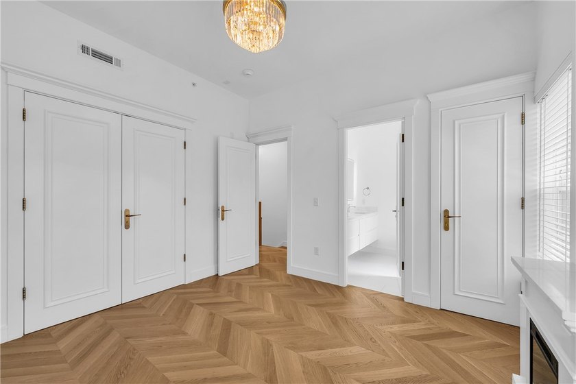 Rarely does a townhome deliver this level of detail. 1,200 - photo 22