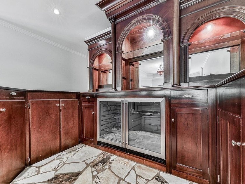 Welcome to your Forever home in a Golf Community where timeless - photo 45