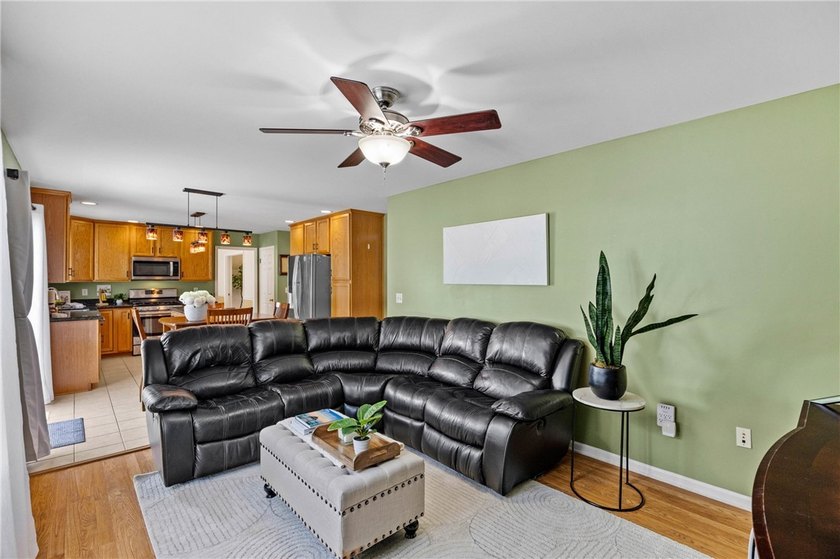 Price Improvement! Welcome to this beautiful 4-bedroom, 2.5-bath - photo 13
