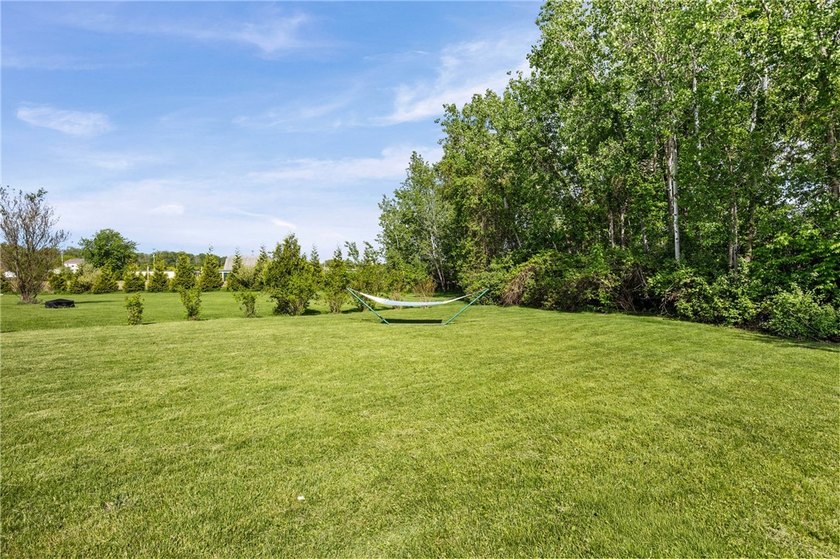 Price Improvement! Welcome to this beautiful 4-bedroom, 2.5-bath - photo 36