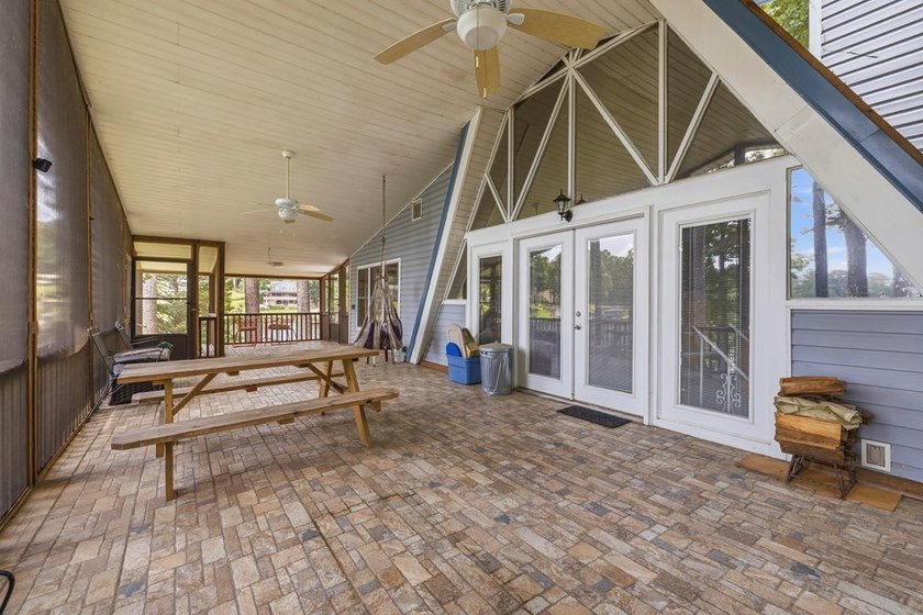 Situated on Lots 17 &amp; 18 with approximately 233 feet of - photo 10