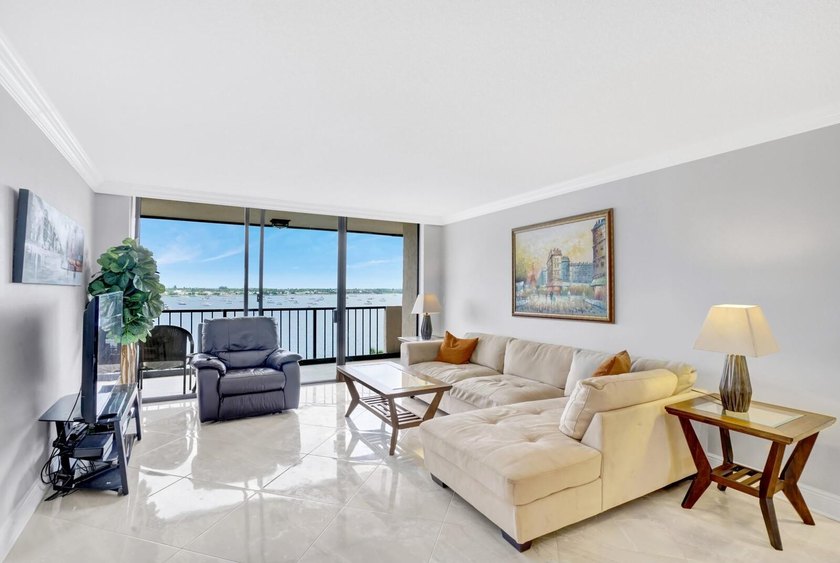 SPECTACULAR views from this amazing unit in a community that - photo 9