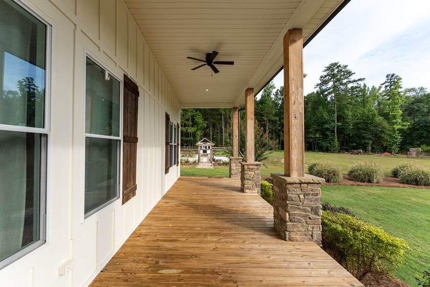 Nestled on 7 breathtaking acres in Putnam County, this - photo 3