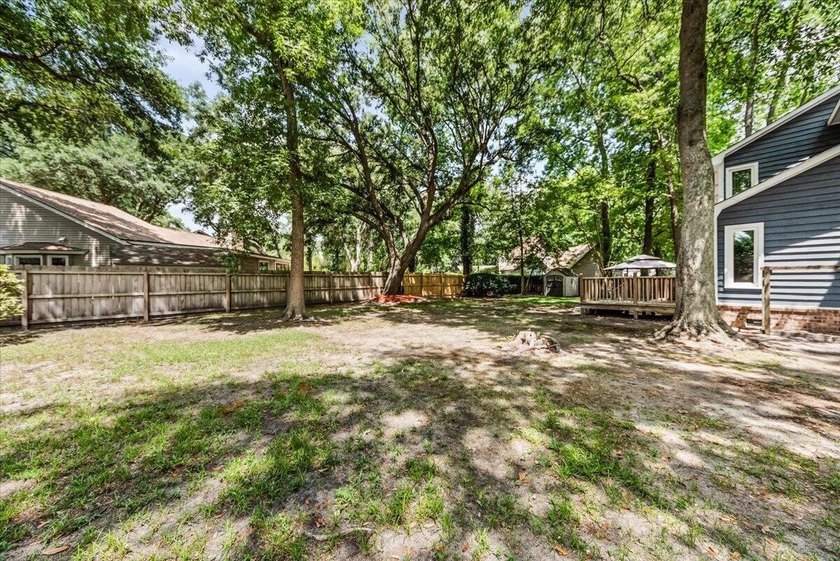Welcome home to 2254 Pristine View, where comfort, charm and - photo 33