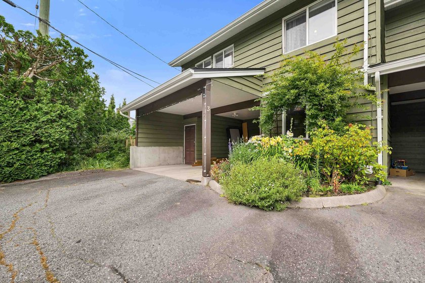 Beautiful corner home in sought-after MOUNTAIN VIEW PLACE! This - photo 24