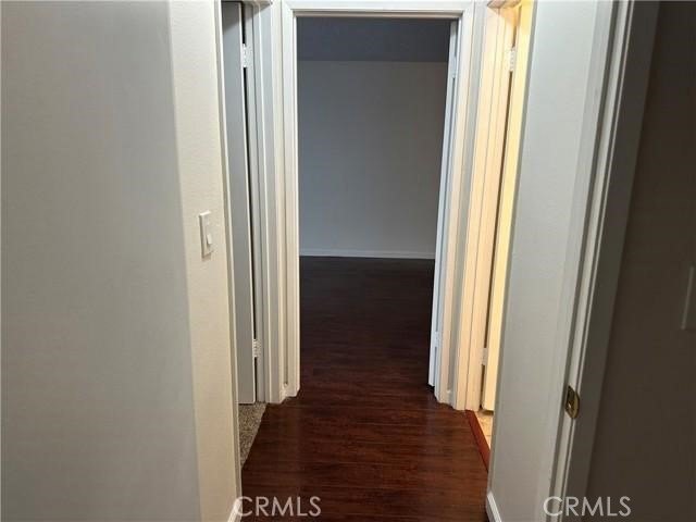 Welcome to this charming and highly desirable first-floor - photo 7