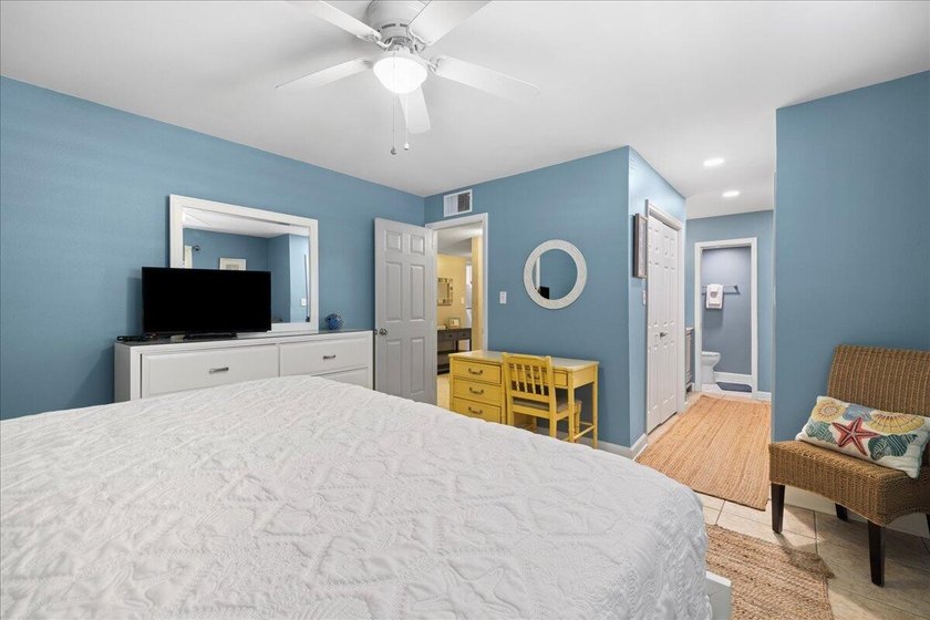 Welcome to this beautifully updated ground-floor condo in the - photo 13