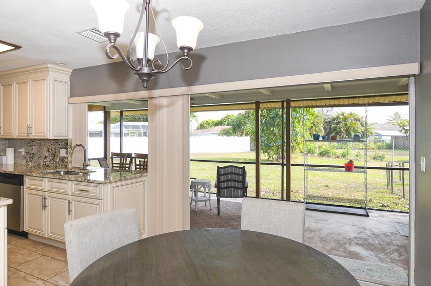 HOME SITS ON 1/3 OF AN ACRE BEAUTIFUL CORNER LOT! UPDATED - photo 13