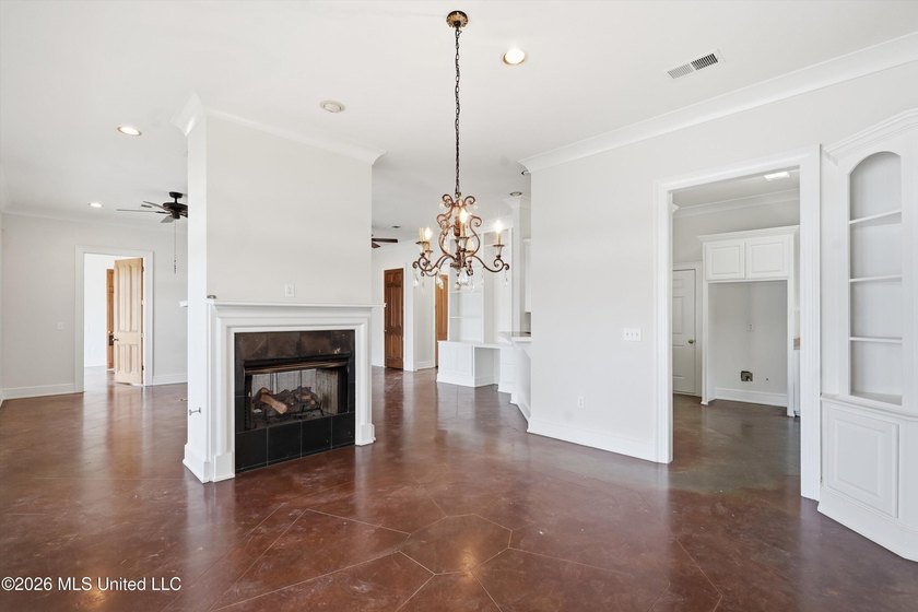This 3 bedroom 2.5 bath custom built, 1 owner home is ready to - photo 15
