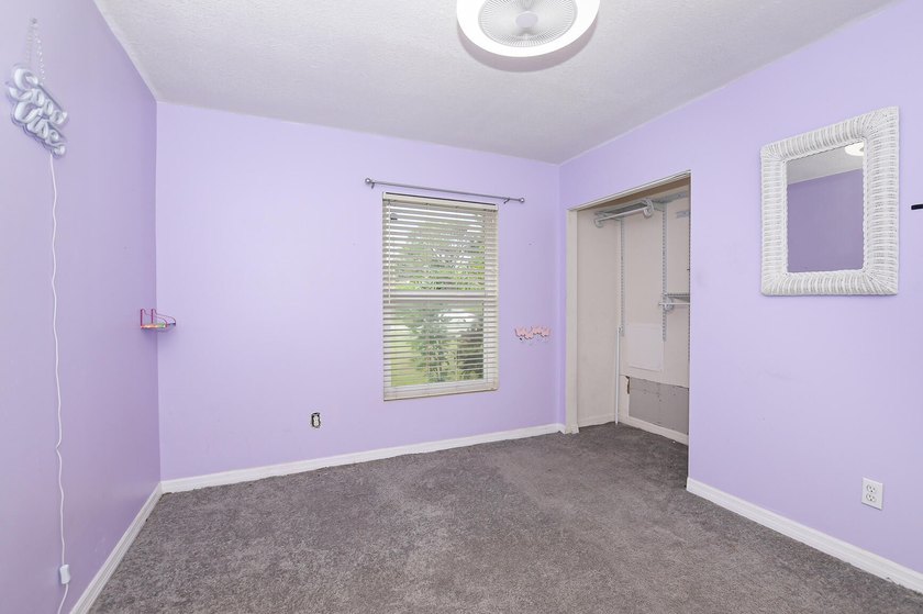 HOME SITS ON 1/3 OF AN ACRE BEAUTIFUL CORNER LOT! UPDATED - photo 25