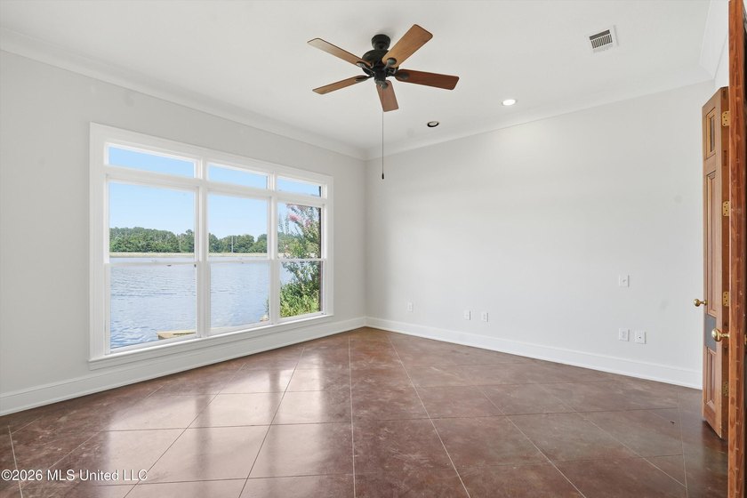 This 3 bedroom 2.5 bath custom built, 1 owner home is ready to - photo 26