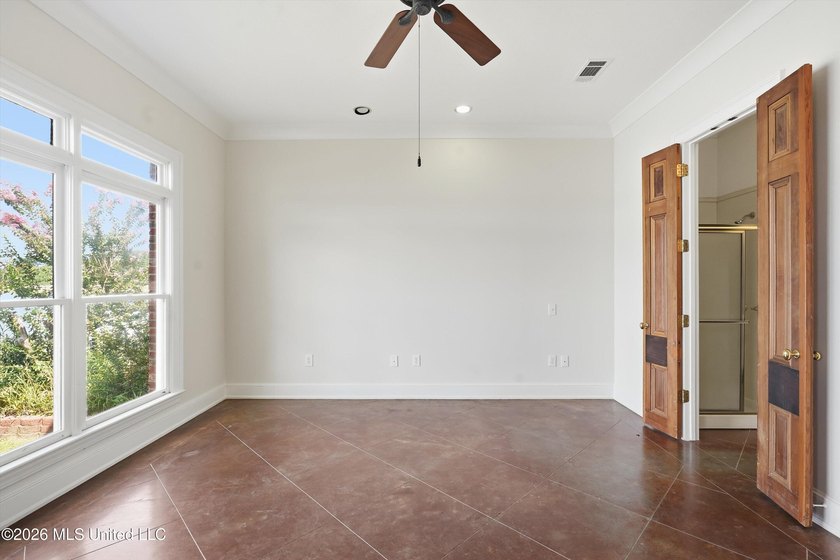 This 3 bedroom 2.5 bath custom built, 1 owner home is ready to - photo 28