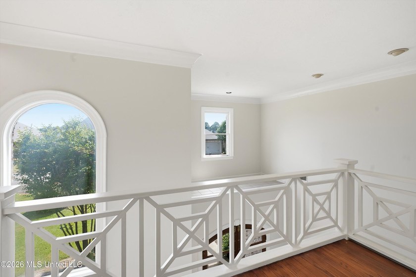 This 3 bedroom 2.5 bath custom built, 1 owner home is ready to - photo 38