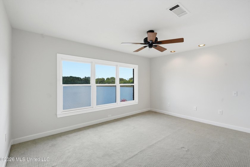 This 3 bedroom 2.5 bath custom built, 1 owner home is ready to - photo 41
