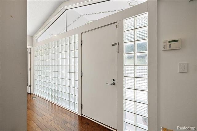 Architecturally striking, walkout ranch, with timeless - photo 3