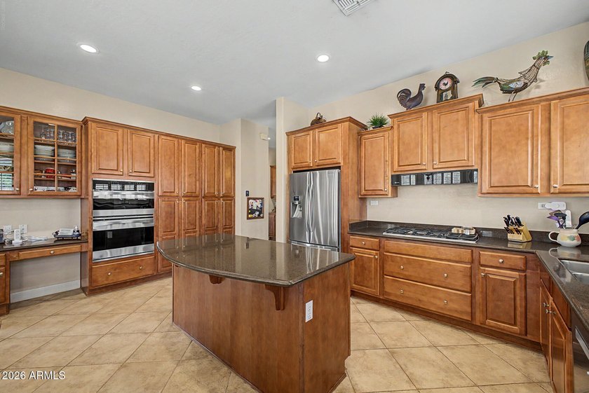 Nestled within the prestigious gated community of Catalina - photo 17