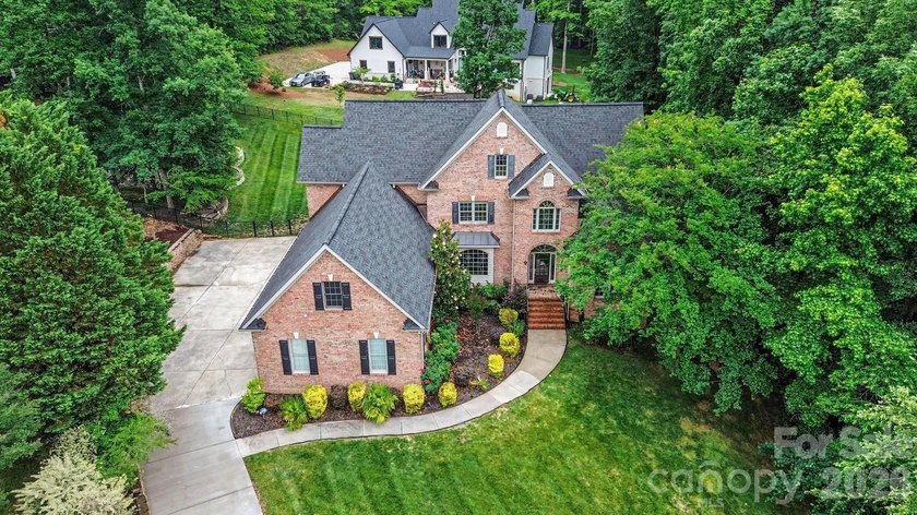 Experience luxury living in the highly sought-after Firethorne - photo 30