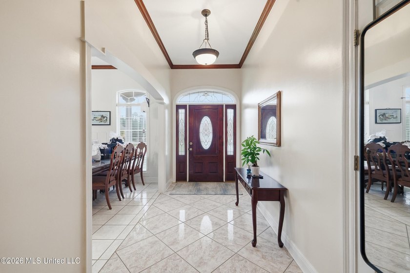 Welcome to this spacious 5-bedroom, 3.5 bath two story brick - photo 5