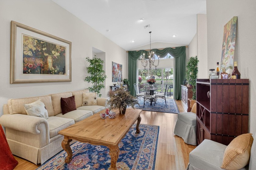 Beautiful 3BR/2BA Home in The Cascades of Boynton Beach Light - photo 4