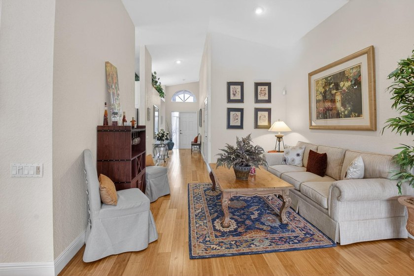 Beautiful 3BR/2BA Home in The Cascades of Boynton Beach Light - photo 8