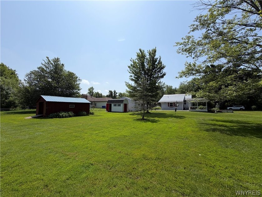 Welcome home to this charming Cape Cod nestled at the very end - photo 37