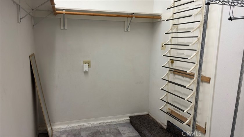 5535 E. Mezzanine Way-South of Conant Area; Very Desirable Long - photo 25