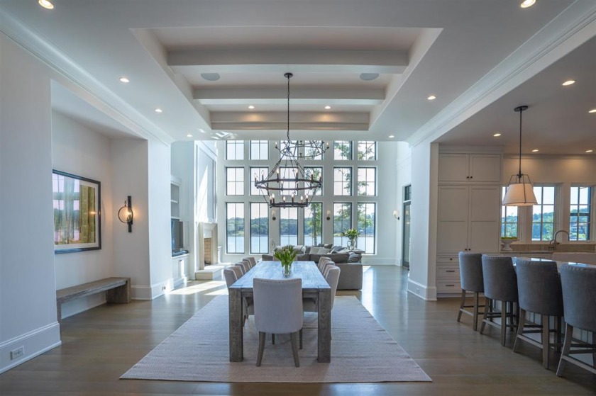 Exceptional Lakefront Home with Breathtaking Views. Under Contrac - photo 13