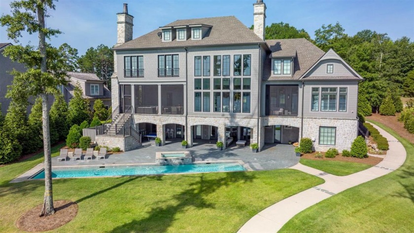 Exceptional Lakefront Home with Breathtaking Views. Under Contrac - photo 3