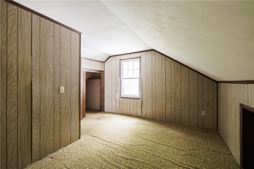 NESTLED IN ROCHESTER'S MAPLEWOOD HISTORIC DISTRICT, THIS - photo 16